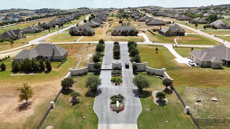 196 Bearclaw Circle, Aledo TX 76008 - Photo 39