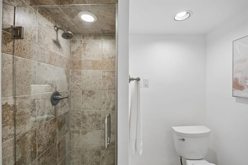 6231 Bandera Avenue # A, Dallas TX 75225 - Photo 16