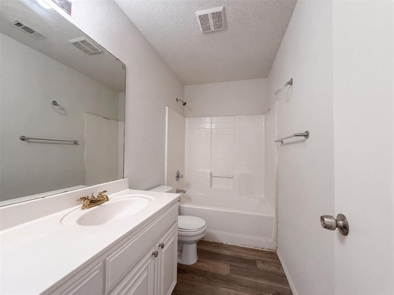 8025 Blue Duck Trail, Arlington TX 76002 - Photo 13