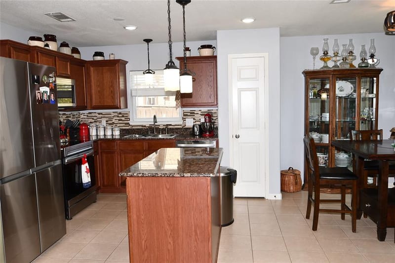 215 Dodge City Trail, Newark TX 76071 - Photo 20