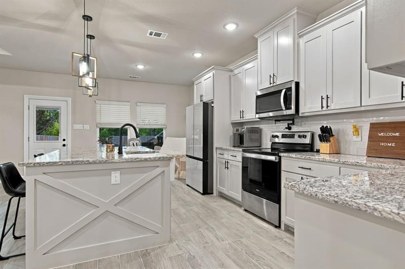 4822 Wichita Street, Granbury TX 76048 - Photo 14