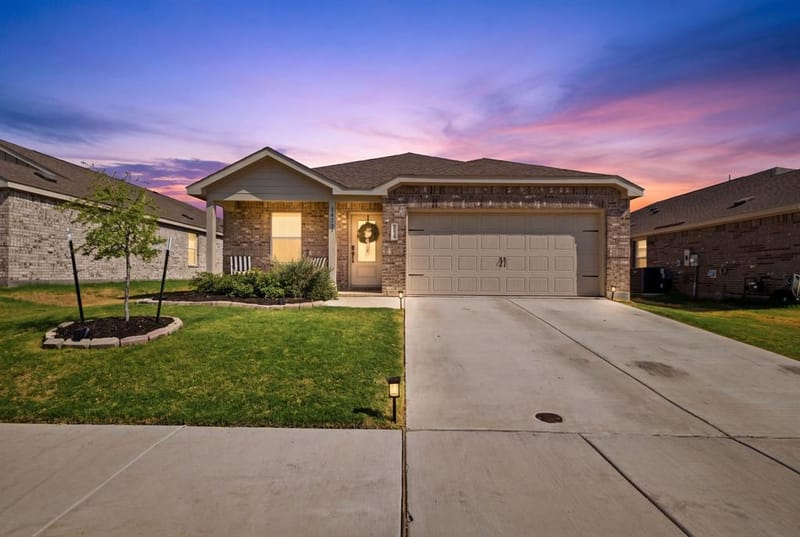 14137 Golden Bridge Drive, Pilot Point TX 76258
