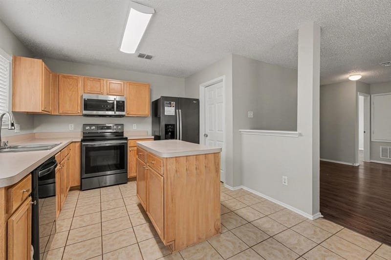 1578 Thornhill Lane, Little Elm TX 75068 - Photo 11