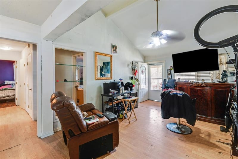 2603 Searcy Drive, Dallas TX 75211 - Photo 5