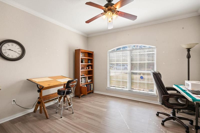 612 Parker Lane, Granbury TX 76048 - Photo 6