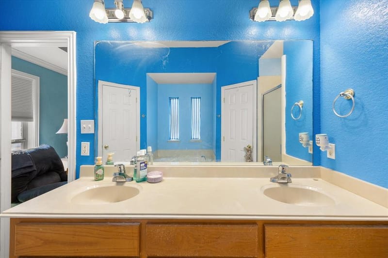 612 Parker Lane, Granbury TX 76048 - Photo 17