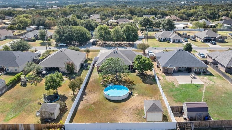 612 Parker Lane, Granbury TX 76048 - Photo 29