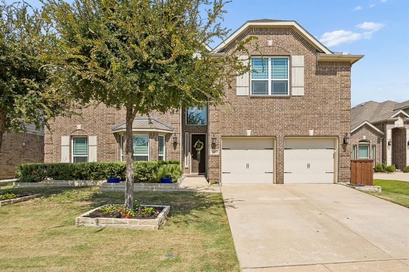 1301 Baynes Drive, McKinney TX 75071 - Photo 2