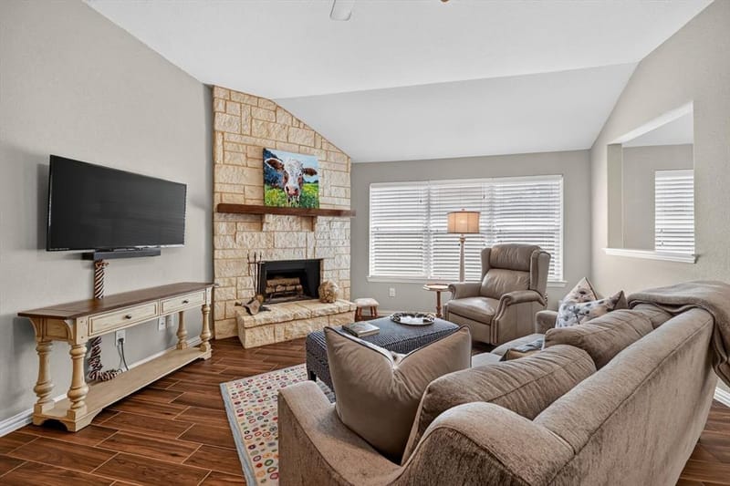 1026 Saint Andrews Drive, Burleson TX 76028 - Photo 7