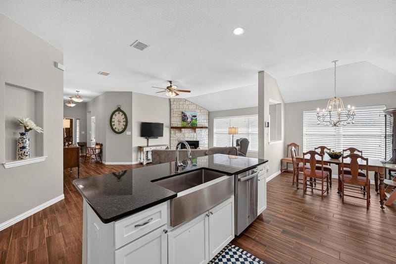 1026 Saint Andrews Drive, Burleson TX 76028 - Photo 18