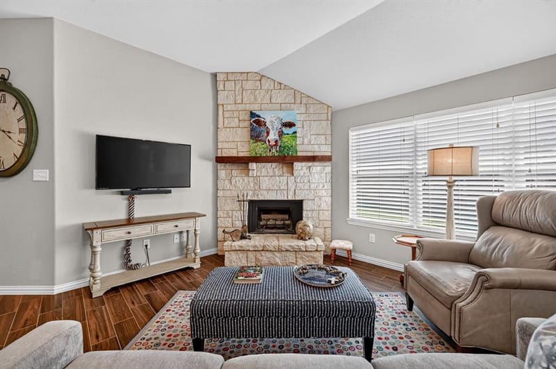 1026 Saint Andrews Drive, Burleson TX 76028 - Photo 8