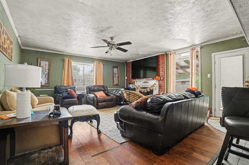 3602 Clover Meadow Drive, Garland TX 75043 - Photo 2
