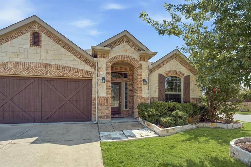 900 Park Meadow Lane, McKinney TX 75071 - Photo 2