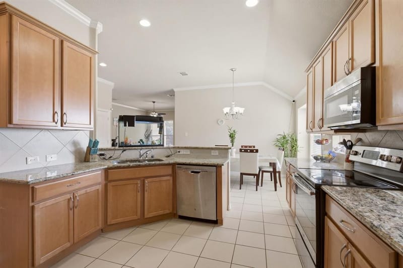 900 Park Meadow Lane, McKinney TX 75071 - Photo 5