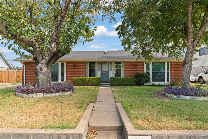 2906 cheyenne Street, Irving TX 75062 - Photo 3