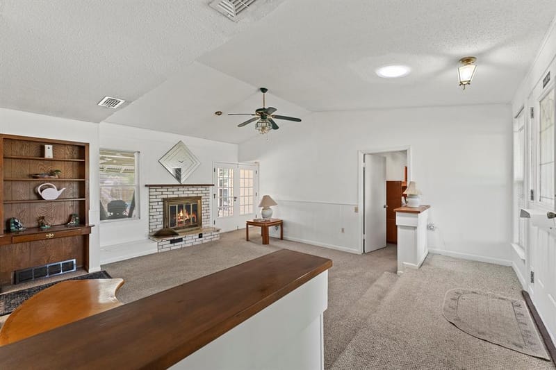 2906 cheyenne Street, Irving TX 75062 - Photo 5