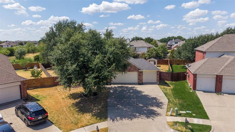 8102 Mansanillo Court, Arlington TX 76002 - Photo 33
