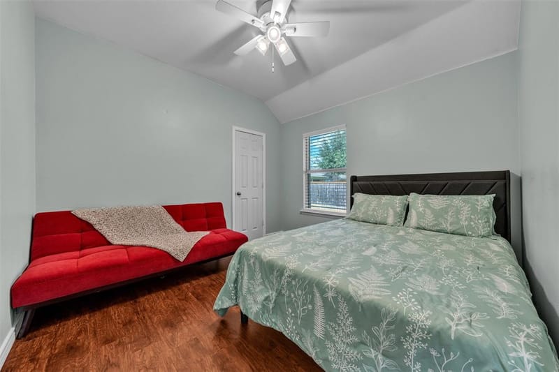 8102 Mansanillo Court, Arlington TX 76002 - Photo 25