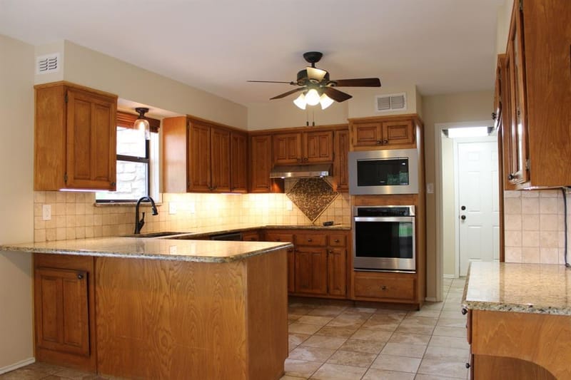 115 Sandra Palmer Street, Stephenville TX 76401 - Photo 11