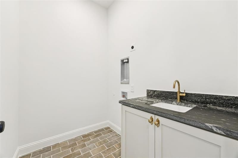 6860 Southridge Drive, Dallas TX 75214 - Photo 35