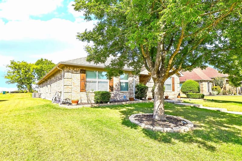 2260 Timber Creek Drive, Rockwall TX 75032 - Photo 2