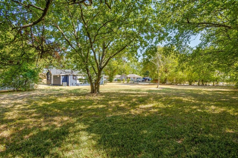 407 Ada Street, Cleburne TX 76031 - Photo 37