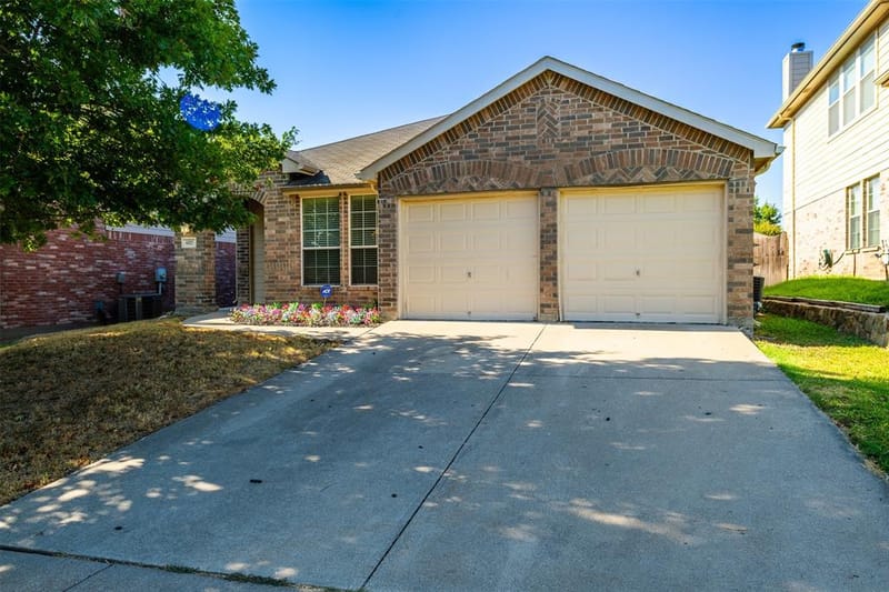 6025 Walleye Drive, Fort Worth TX 76179 - Photo 3