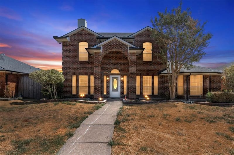 2324 Boardwalk Drive, Mesquite TX 75181 - Photo 3