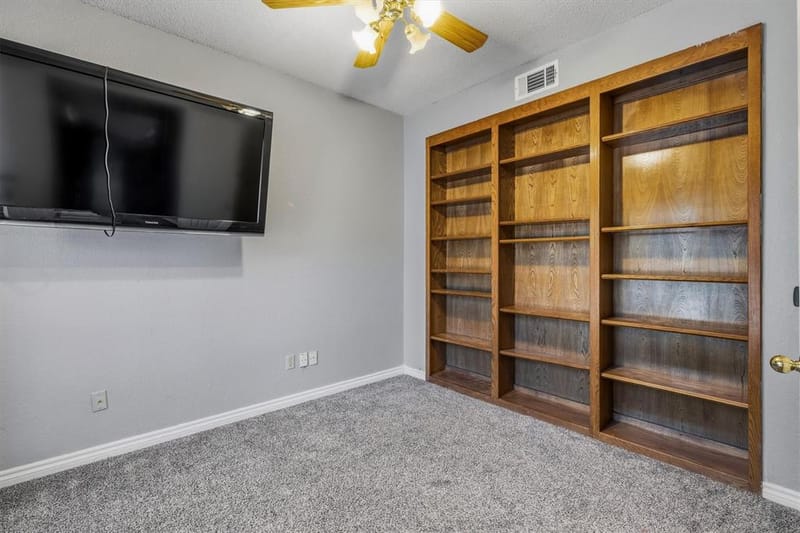 2324 Boardwalk Drive, Mesquite TX 75181 - Photo 9