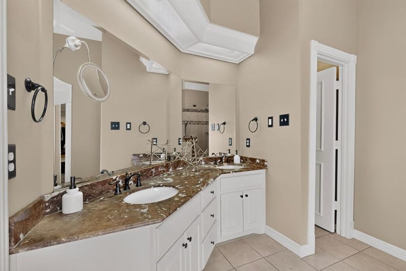 2505 Inverrary Drive, Ennis TX 75119 - Photo 9
