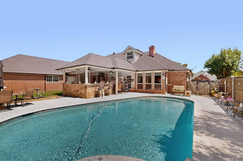 2505 Inverrary Drive, Ennis TX 75119 - Photo 4