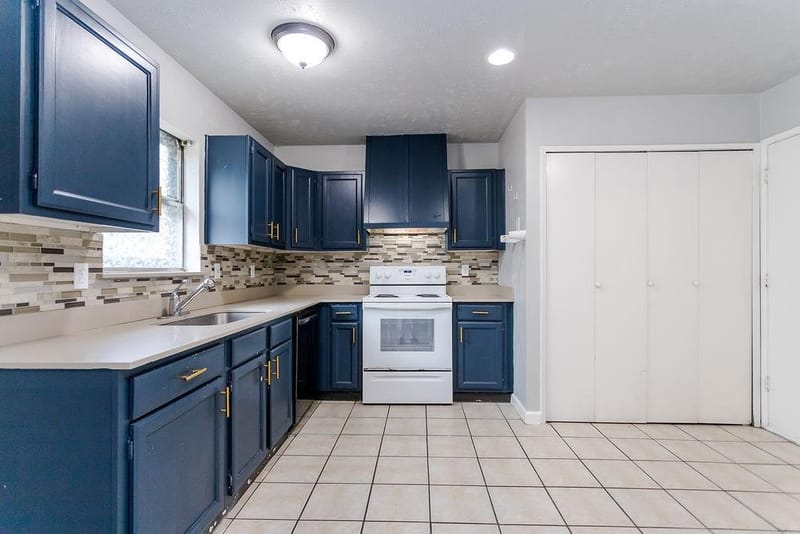 2633 Santa Anna Drive, Grand Prairie TX 75052 - Photo 6