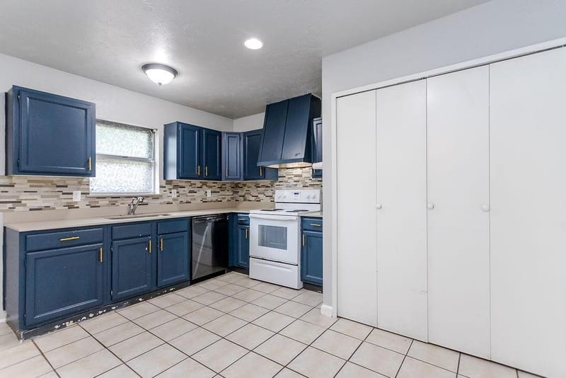 2633 Santa Anna Drive, Grand Prairie TX 75052 - Photo 8