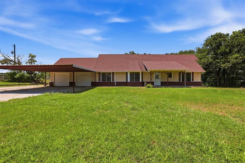 4298 Knob Road, Springtown TX 76082 - Photo 2