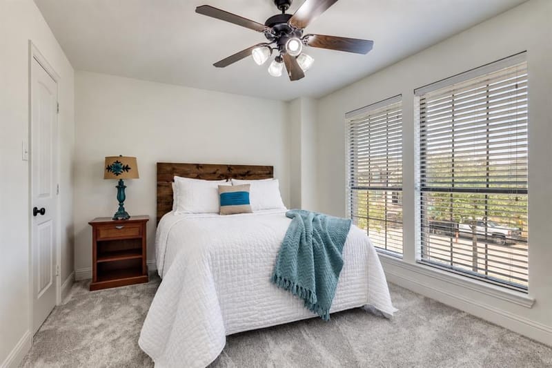 400 S Hampton Court, Lewisville TX 75056 - Photo 23