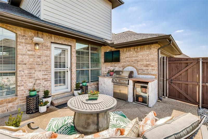 400 S Hampton Court, Lewisville TX 75056 - Photo 26