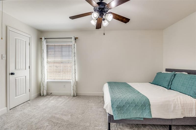 400 S Hampton Court, Lewisville TX 75056 - Photo 19