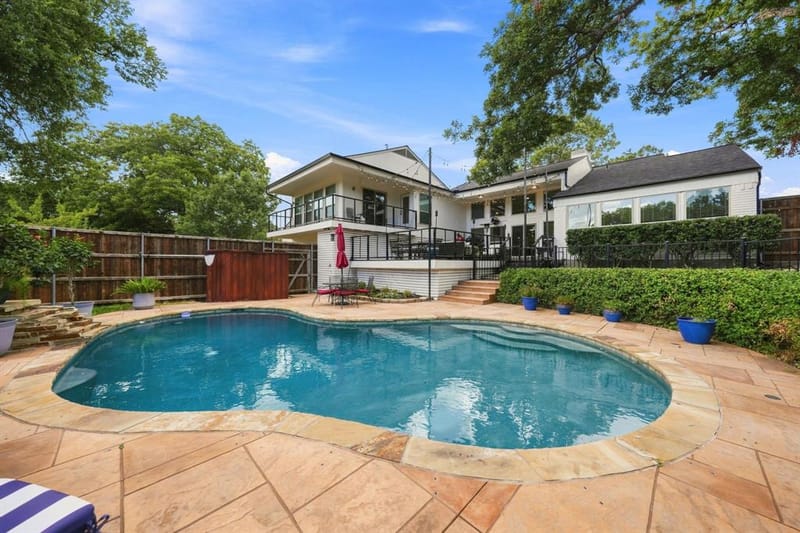 303 Russwood Street, Rockwall TX 75087