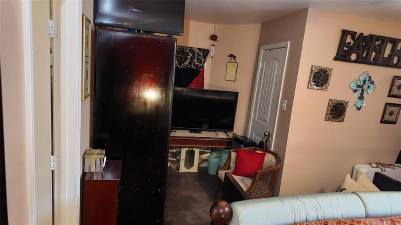 4521 Kelton Drive, Dallas TX 75209 - Photo 26