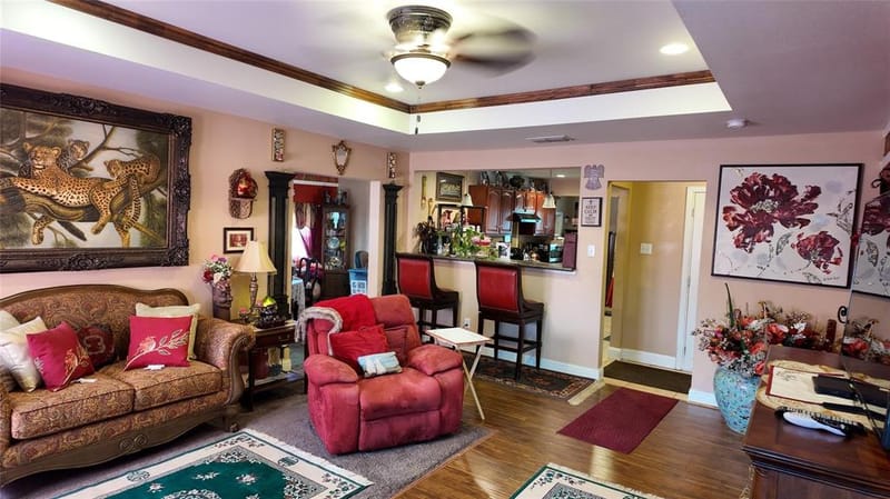 4521 Kelton Drive, Dallas TX 75209 - Photo 4