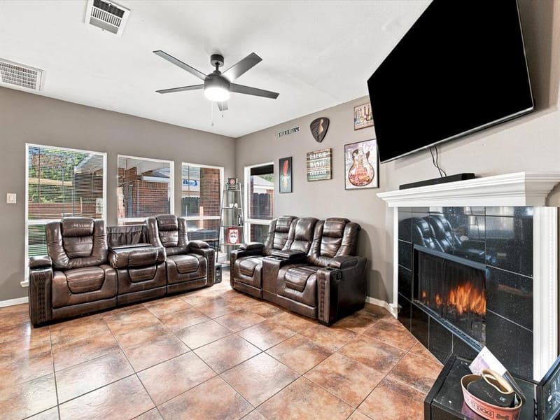 302 Republic Lane, Euless TX 76040 - Photo 27