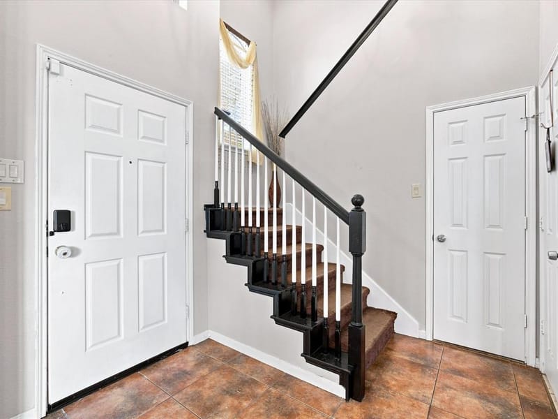 302 Republic Lane, Euless TX 76040 - Photo 32