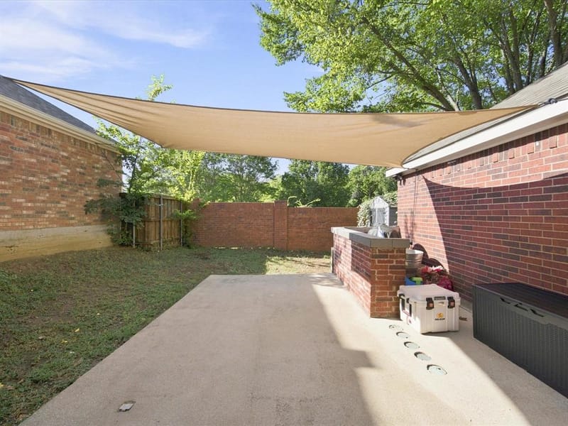 302 Republic Lane, Euless TX 76040 - Photo 33