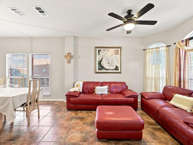 302 Republic Lane, Euless TX 76040 - Photo 18