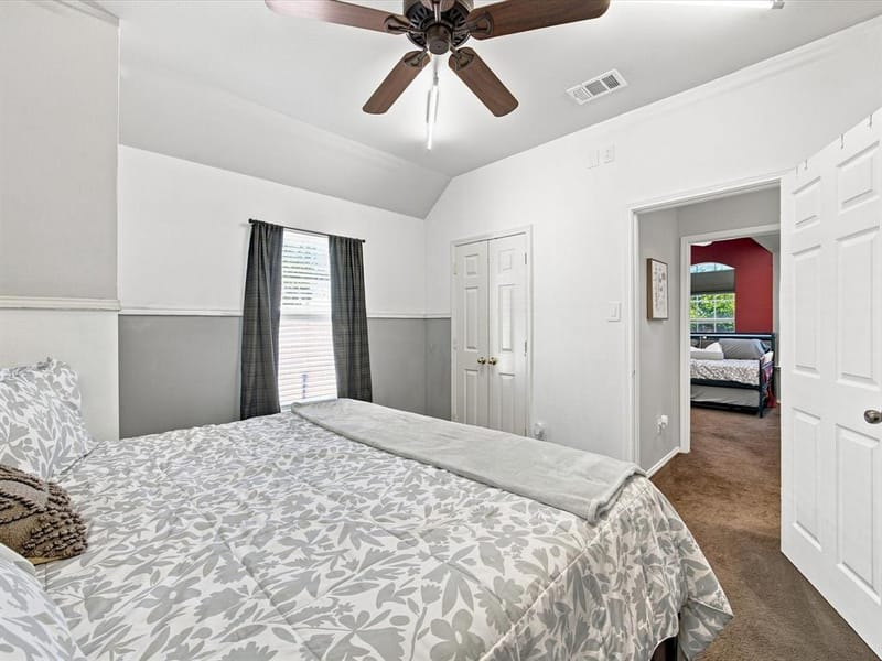 302 Republic Lane, Euless TX 76040 - Photo 11