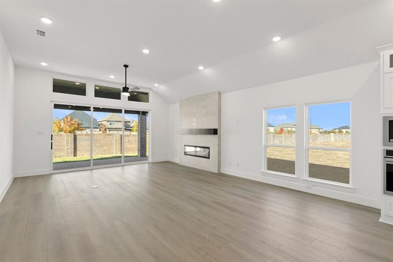 2136 Valencia Drive, Little Elm TX 75068 - Photo 12