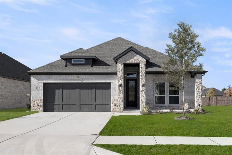 2136 Valencia Drive, Little Elm TX 75068