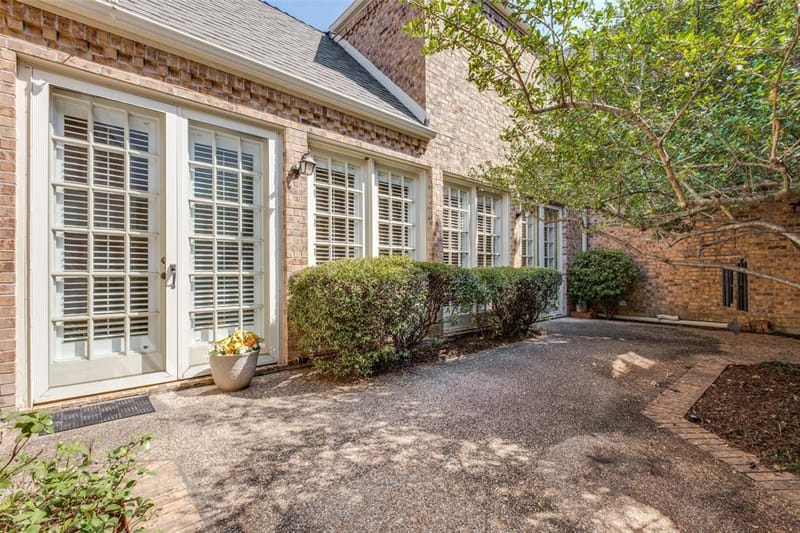 7984 Caruth Court, Dallas TX 75225 - Photo 28