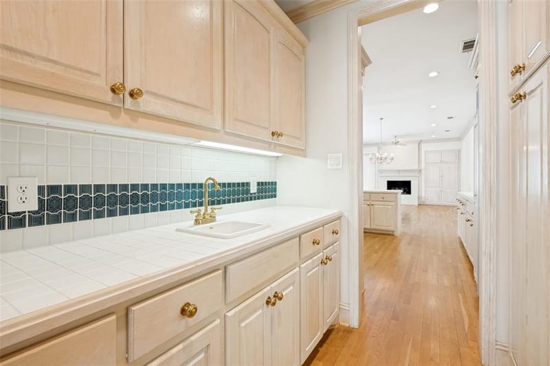 7984 Caruth Court, Dallas TX 75225 - Photo 8