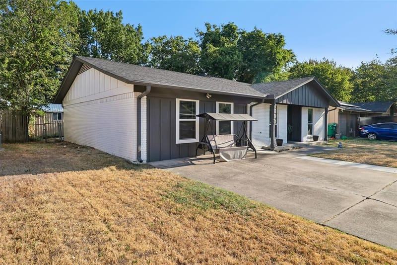 1800 Emery Street, Denton TX 76201 - Photo 2